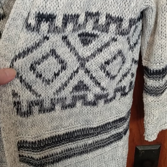 Cardigan - Picture 3 of 3
